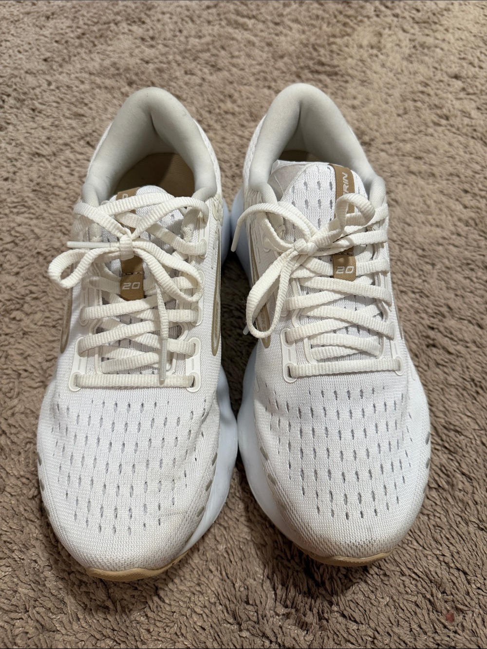 Brooks Glycerin White and Tan Sneakers